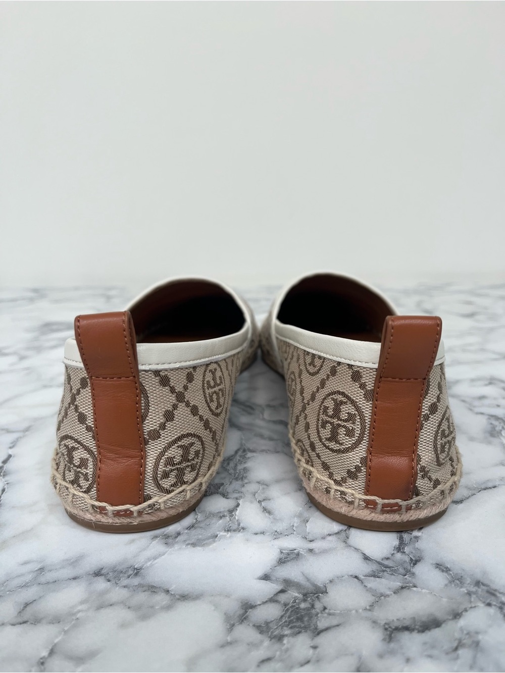 Tory Burch T Monogram Espadrille Flats Shoes Tan Brown 9.5 - Picture 5 of 8